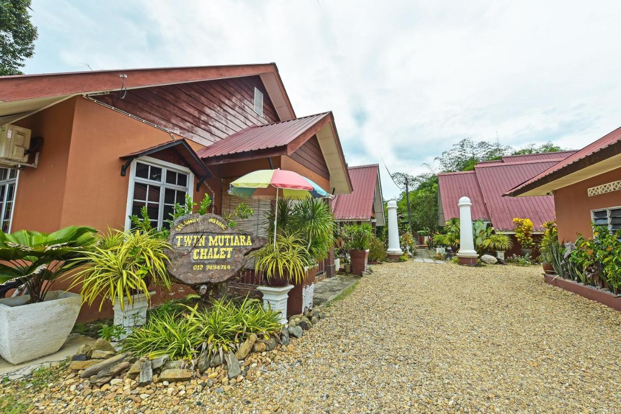 Oyo 90642 Twin Mutiara Chalet & Homestay Jeli Eksteriør billede