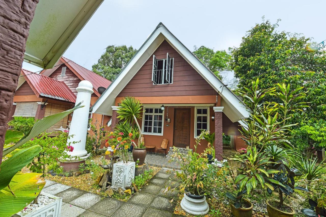 Oyo 90642 Twin Mutiara Chalet & Homestay Jeli Eksteriør billede