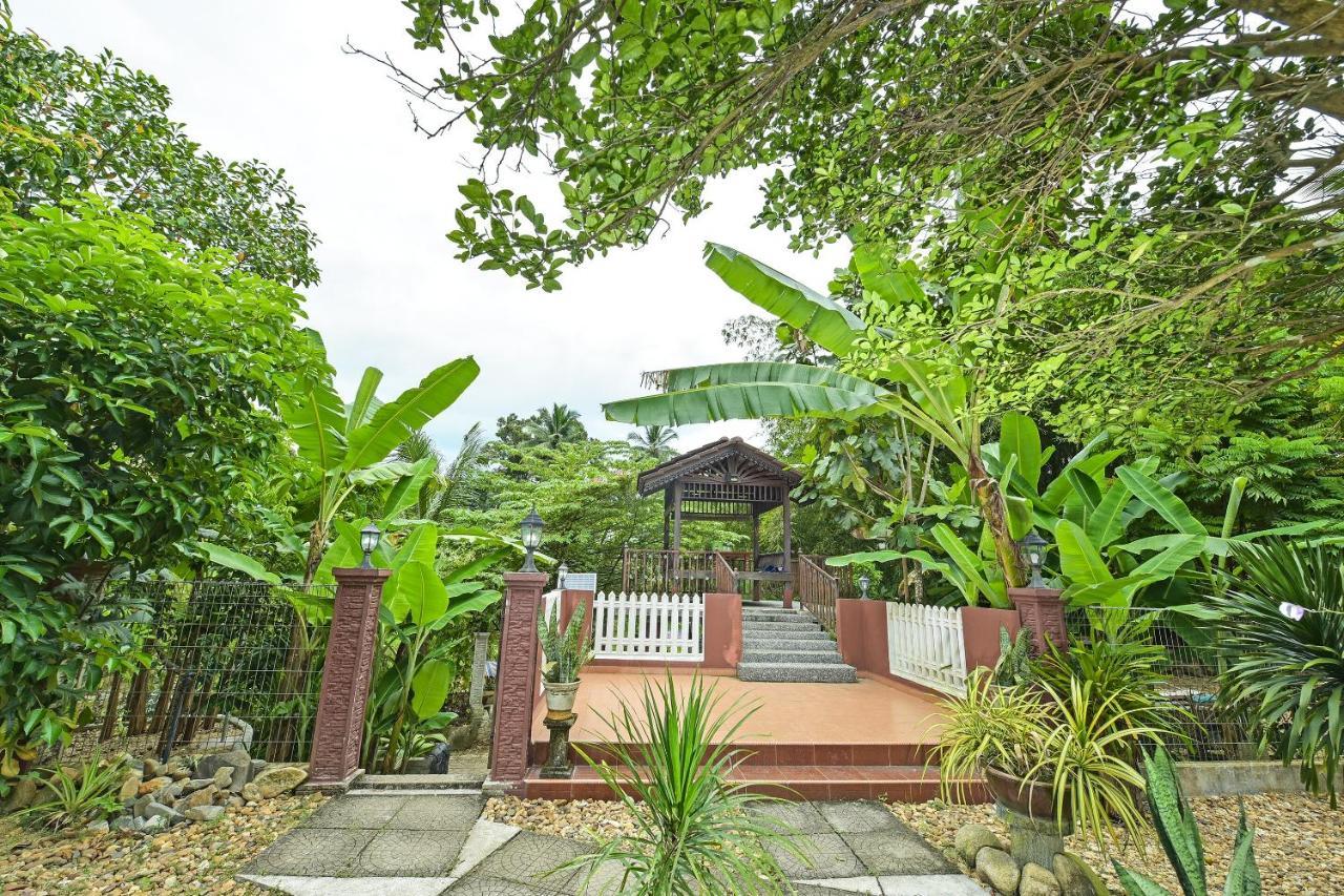 Oyo 90642 Twin Mutiara Chalet & Homestay Jeli Eksteriør billede