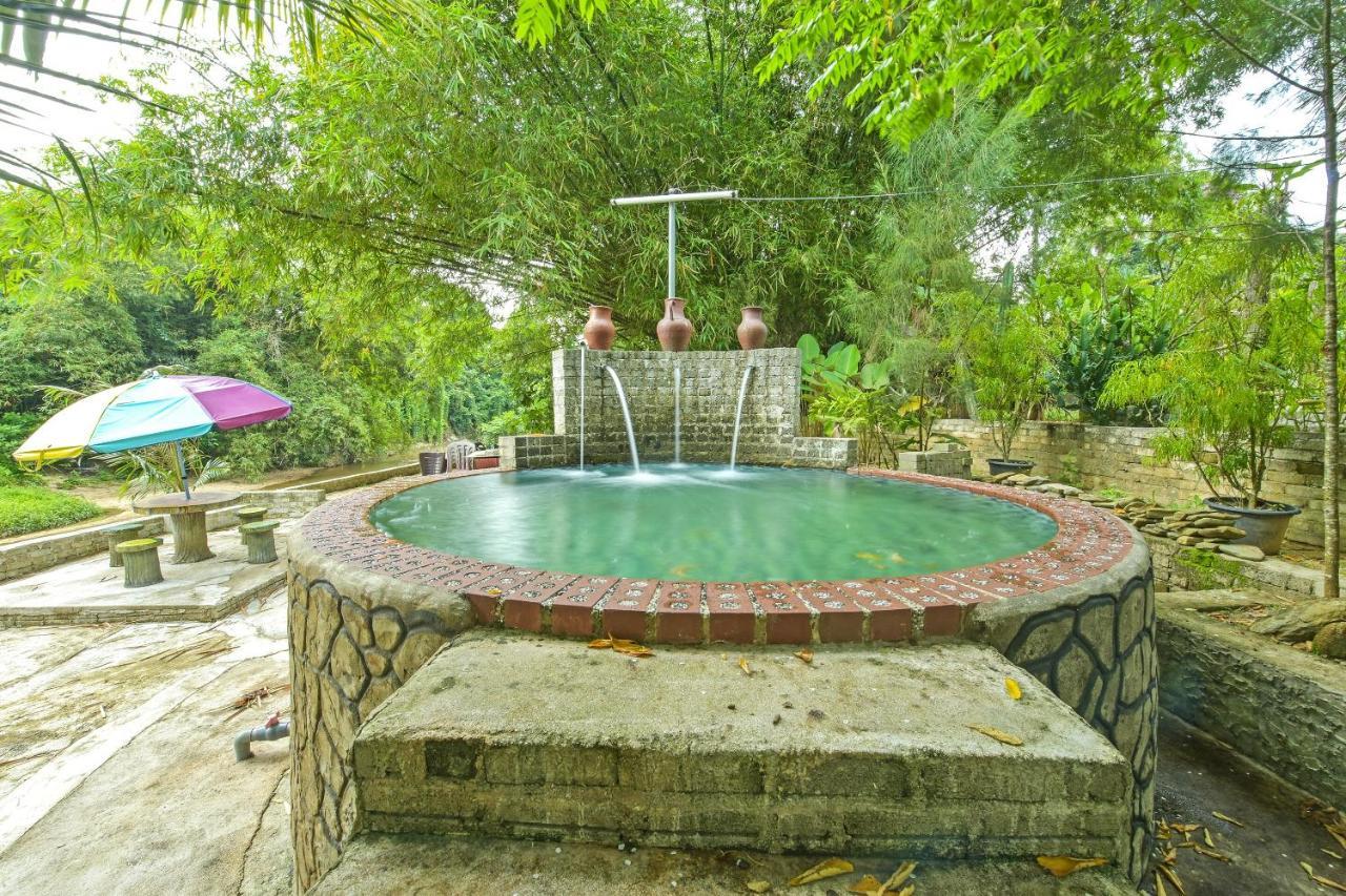 Oyo 90642 Twin Mutiara Chalet & Homestay Jeli Eksteriør billede